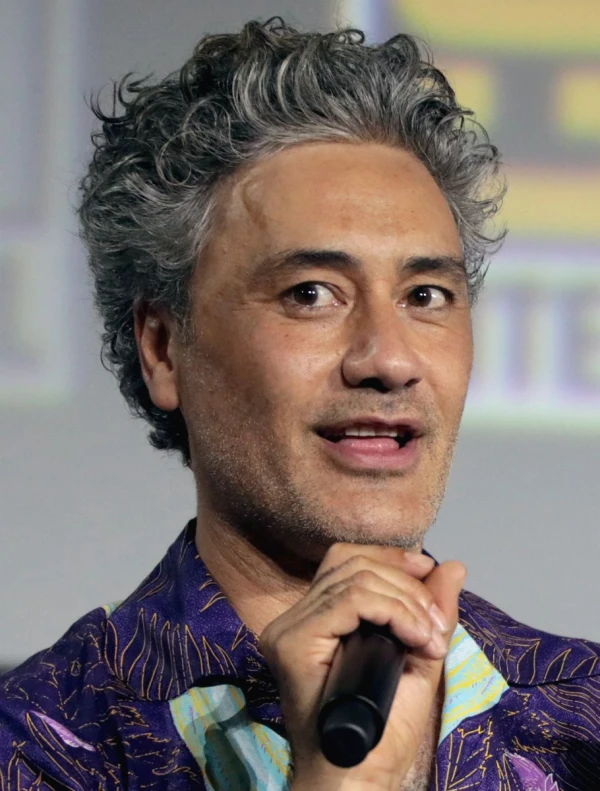 <strong>Taika Waititi</strong>. Bilde  Gage Skidmore.