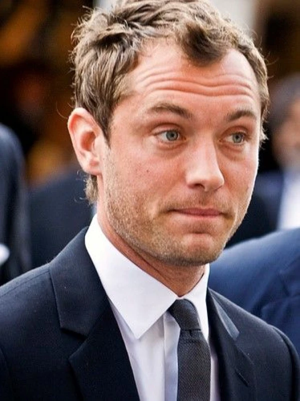 <strong>Jude Law</strong>. Bilde  Indian Nomad.